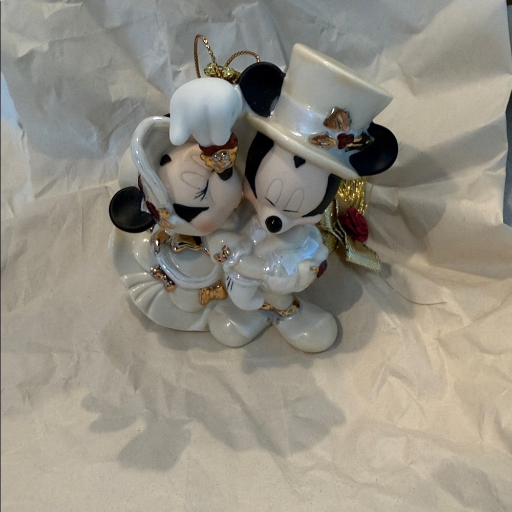 Disney Black and White Wedding Couple Figurine ornament